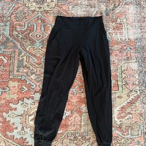 Lululemon Align Joggers size 8